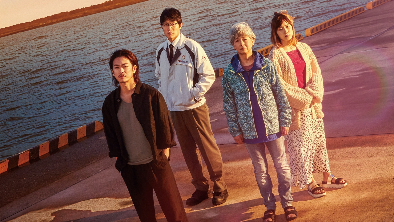 ONE NIGHT (HITOYO) family standing