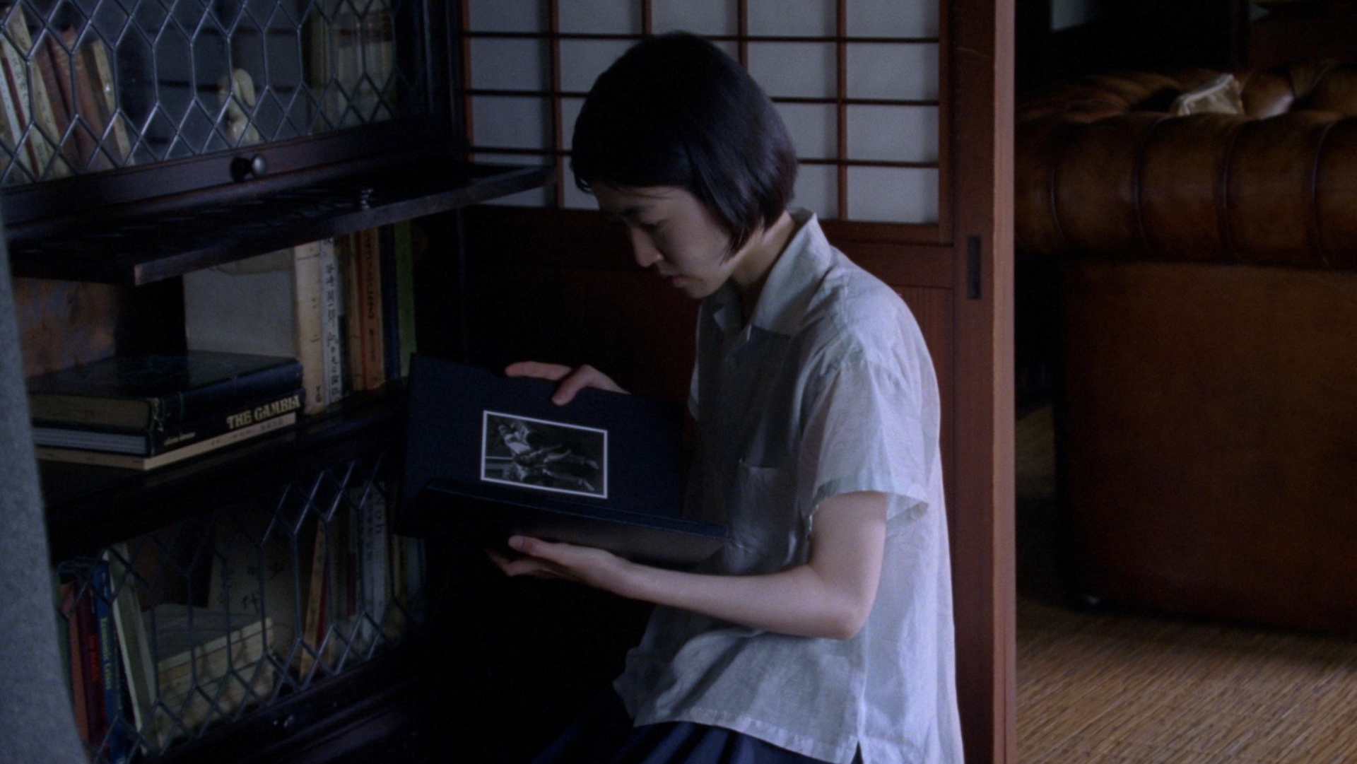 A GARDEN OF THE CAMELLIAS slide 5